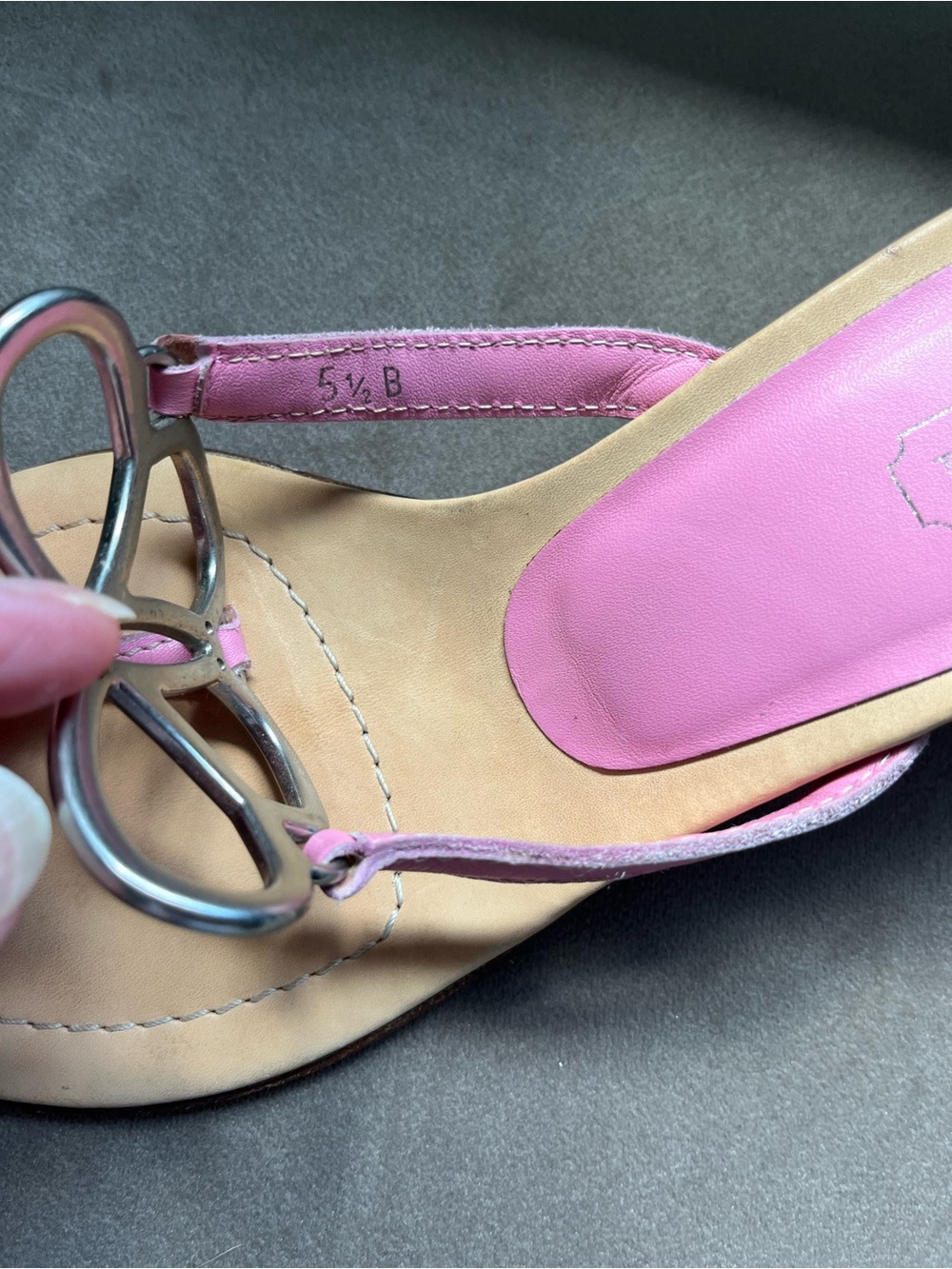Coach Pink Amara Leather Thong Sandals with Silver Butterfly Accent Y2K - Picture 5 of 11